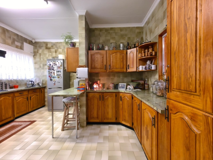 4 Bedroom Property for Sale in Van Der Hoff Park North West